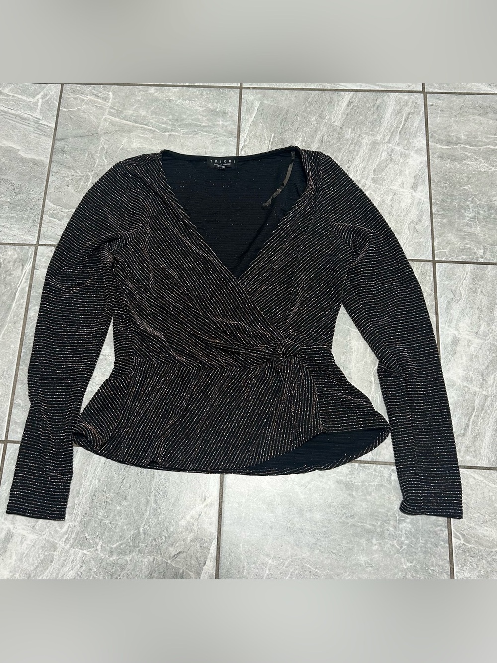 Trixxi Black Metallic Glitter Wrap Top Women’s XL Party Blouse - Picture 2 of 6